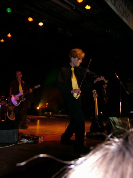 Йорик зажыгает