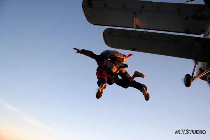 Это был выход из самолета